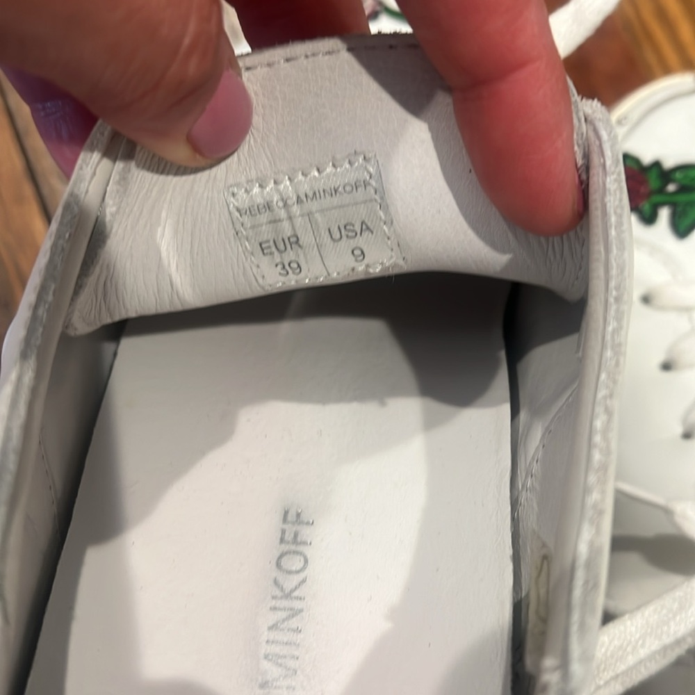 Floral Embroidered White Sneakers - Picture 11 of 12